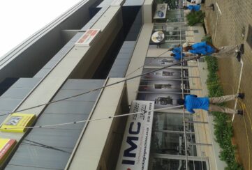 commercial and residential window cleaning; window cleaning services; commercial window cleaning; residential window cleaning; high rise window cleaning; Kwazulu-Natal; Umhlanga; North Coast; Durban; Upper Highway; Ballito