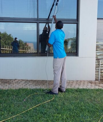 commercial and residential window cleaning; window cleaning services; commercial window cleaning; residential window cleaning; high rise window cleaning; Kwazulu-Natal; Umhlanga; North Coast; Durban; Upper Highway; Ballito