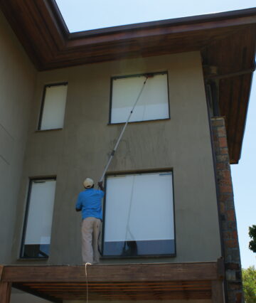commercial and residential window cleaning; window cleaning services; commercial window cleaning; residential window cleaning; high rise window cleaning; Kwazulu-Natal; Umhlanga; North Coast; Durban; Upper Highway; Ballito